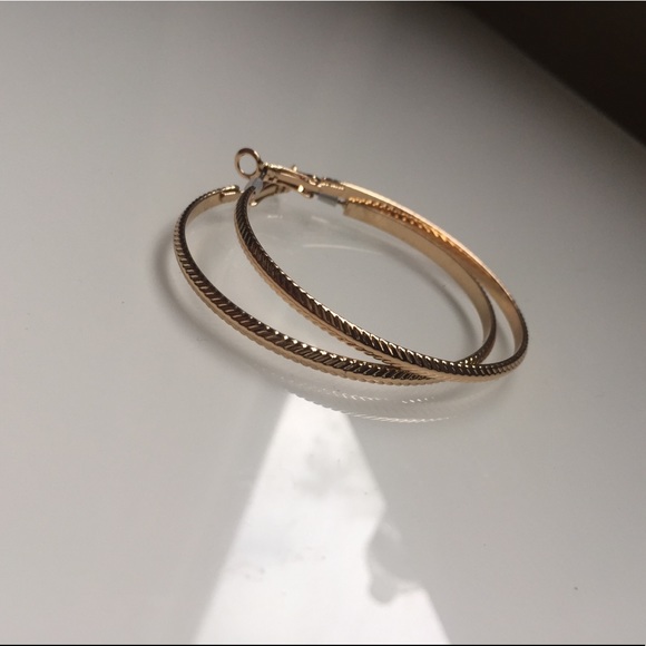 Brand New “Fishbone” Detail Gold Hoops - Picture 3 of 4